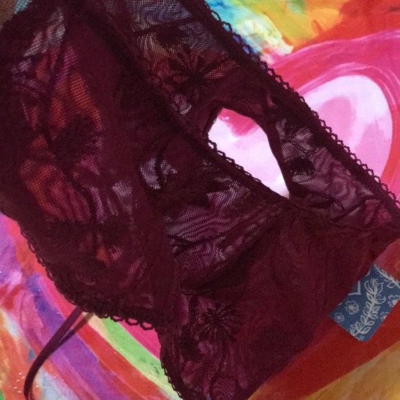 Racerback Bra - Picture 4 of 5